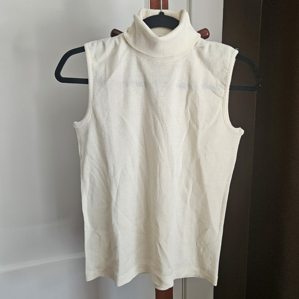 Vintage knit shell